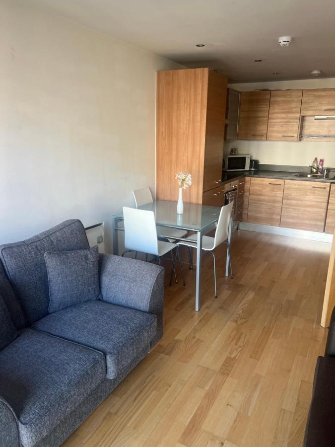 Clarance Docks Apartment リーズ エクステリア 写真